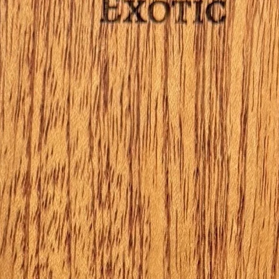 Heartwood color detail of Australian Cedar (Toona ciliata)